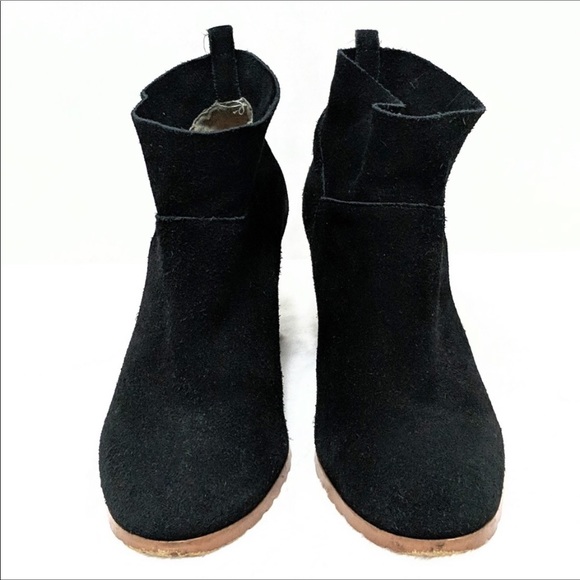 Crown Vintage: Darcie suede stacked heel booties - Picture 2 of 7